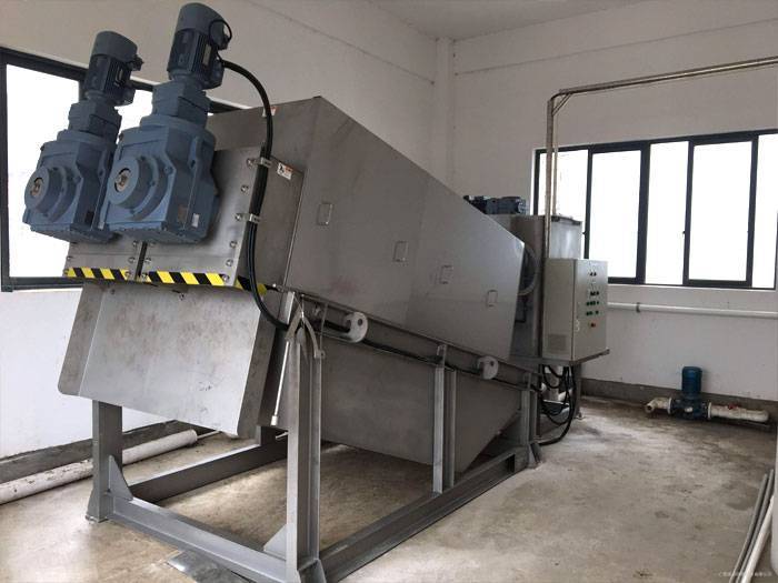 滗水(shuǐ)器(qì)